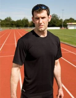 Spiro Mens Quick Dry Short Sleeve T-Shirt -Outlet Elite Togs Store d0940cb98c86d0ad4e02577ab54e03b7aa7a465d729b5b35719177b2bc152f72